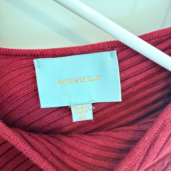 Red V-Neck Ribbed Sweater - Picture 2 of 3